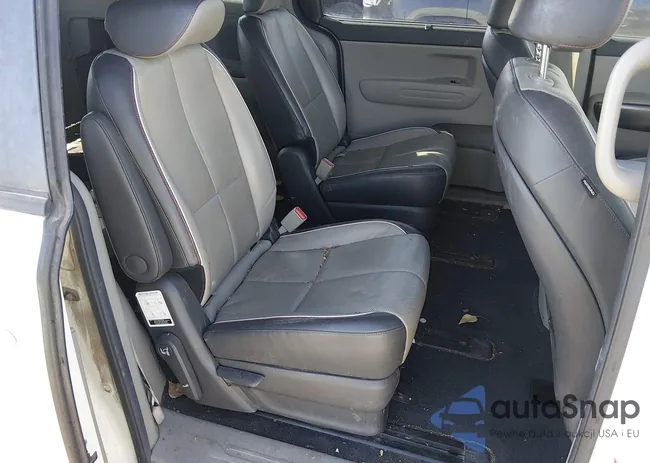 KNDMB5C12H6315694: 44347200