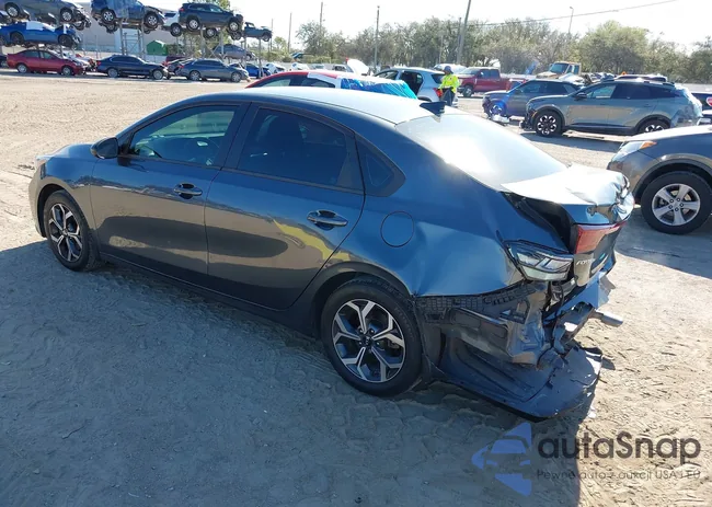 3KPF24AD8LE191353: 44347291