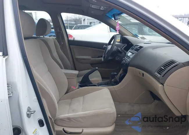 1HGCM66366A017279: 44347294