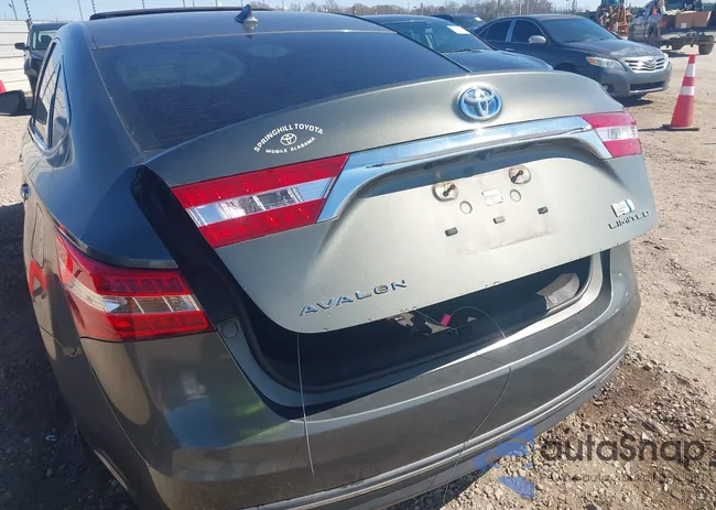 4T1BD1EB2EU018847: 44347298