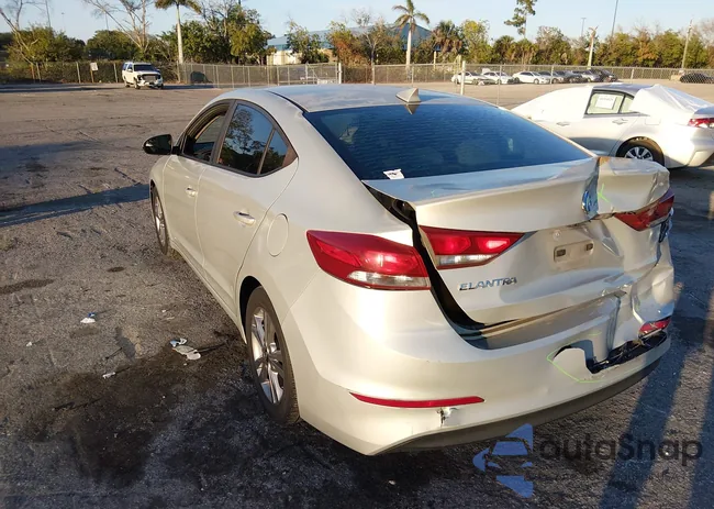 KMHD84LF6HU404082: 44347344