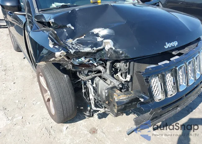 1C4NJCEAXGD751941: 44347484