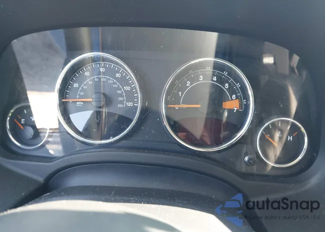 1C4NJCEAXGD751941: 44347484