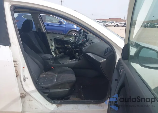 JM1BL1VF1B1466553: 44348203