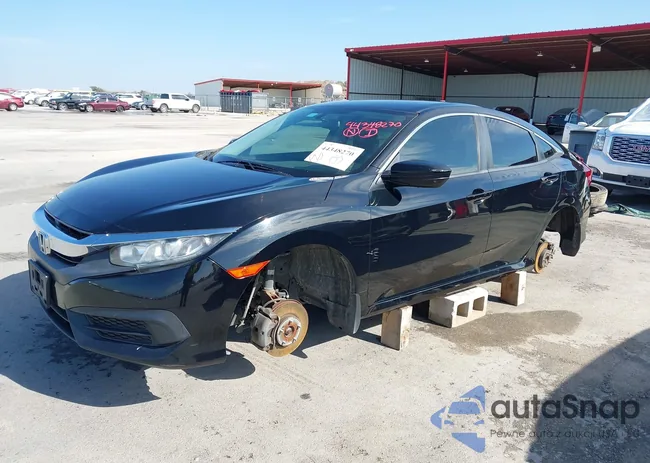 19XFC2E58JE007188: 44348270