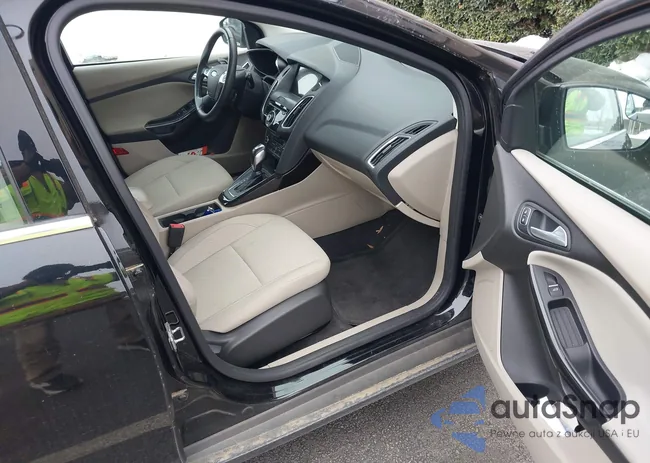 1FADP3R41GL388312: 44348518