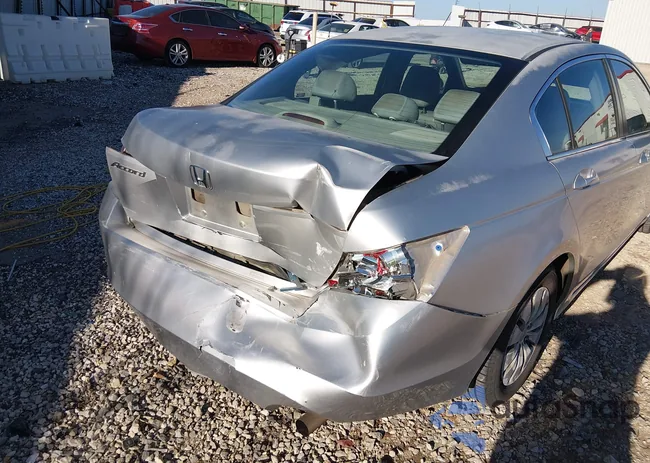 1HGCP26379A073171: 44347716