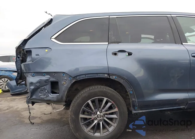 5TDJZRFH8JS816576: 44347802