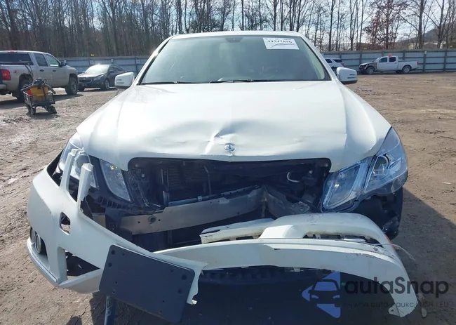 WDDHF8HB6AA122837: 44347896