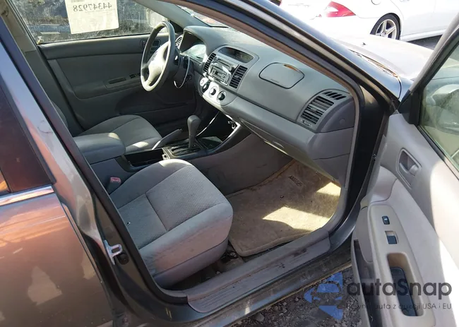 4T1BE32K34U831710: 44347928