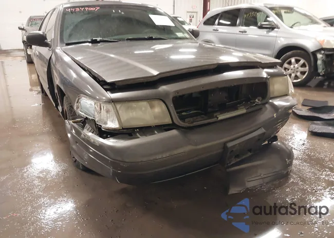 2FAHP71W77X129882: 44349007