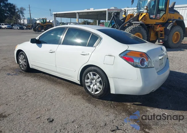 1N4AL2AP5BN405897: 44349179