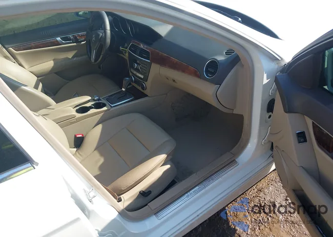 WDDGF8ABXDA778193: 44349197