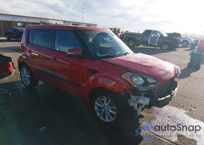 KNDJT2A6XC7394273: 44349359