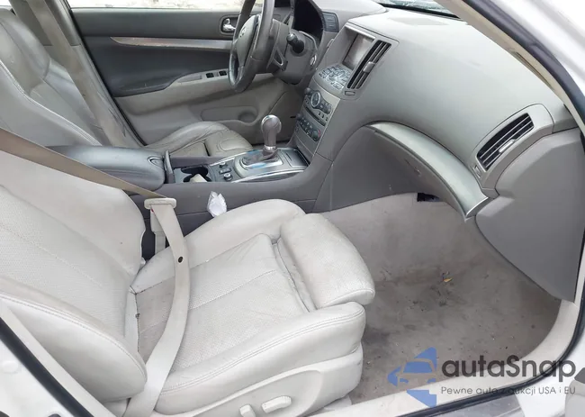 JN1CV6AR5CM682288: 44349445