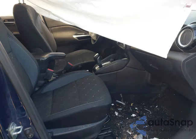 3N1CP5CU6KL569495: 44349470