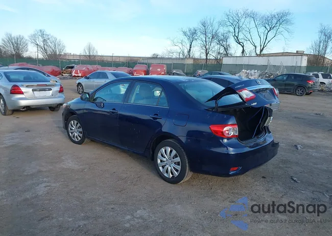 2T1BU4EE5DC920100: 44349493