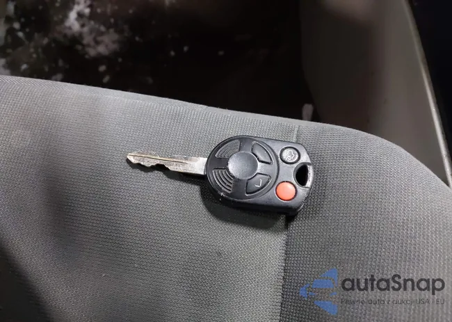 1FMCU9C71AKC48600: 44348671