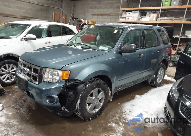 1FMCU9C71AKC48600: 44348671