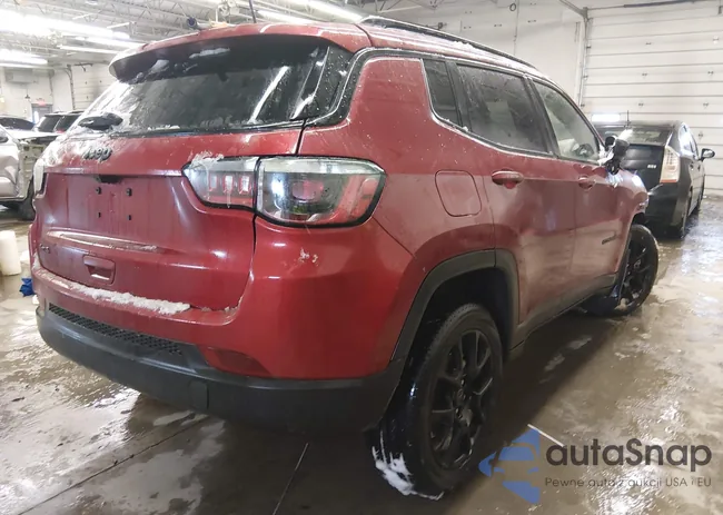 3C4NJDBN4ST504379: 44348740