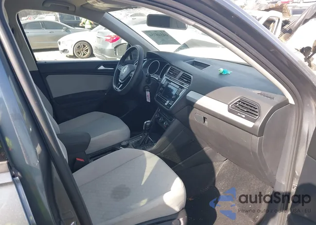 3VV0B7AX1LM024647: 44348754