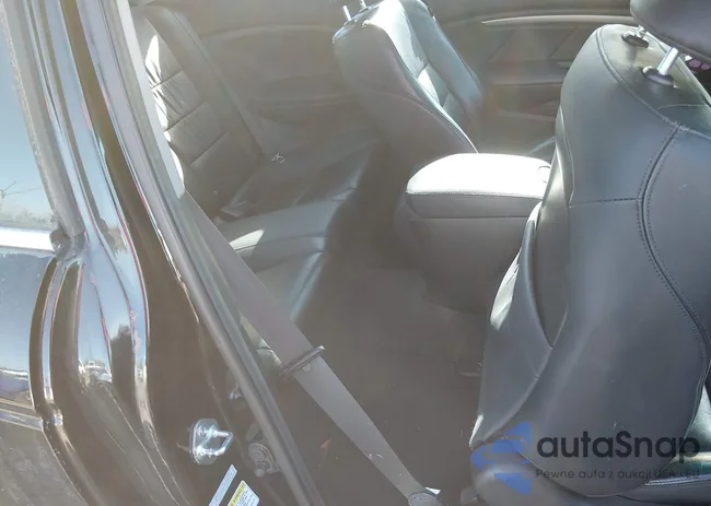 1HGCS2B86CA008318: 44349956