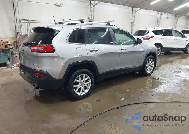 1C4PJMCS7GW253887: 44349986