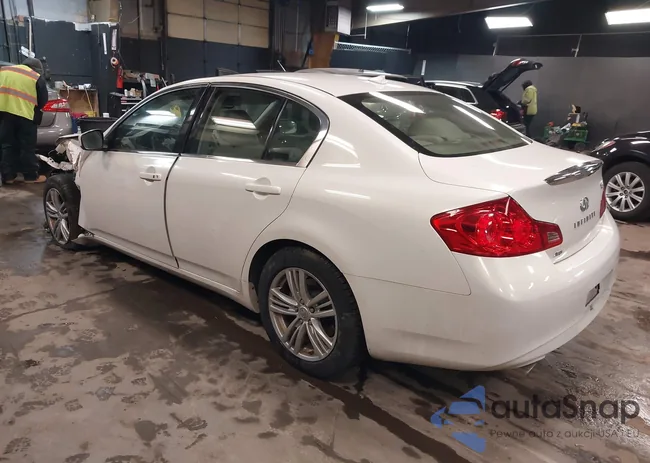 JN1CV6AR6FM522408: 44350092