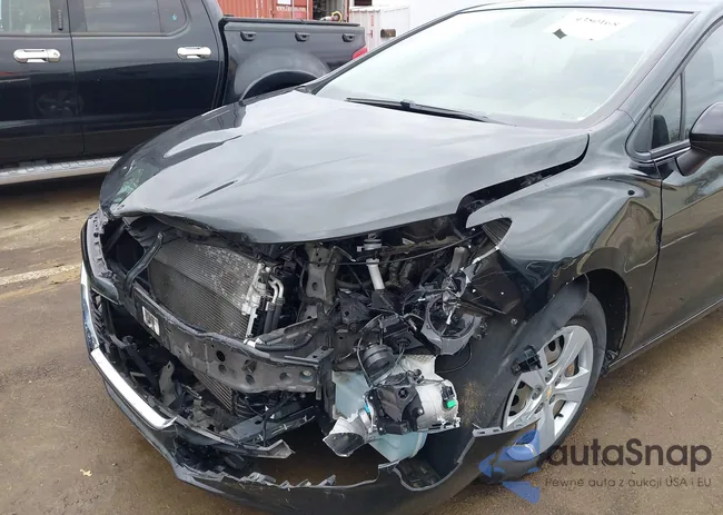 1G1BC5SM1J7100509: 44350168