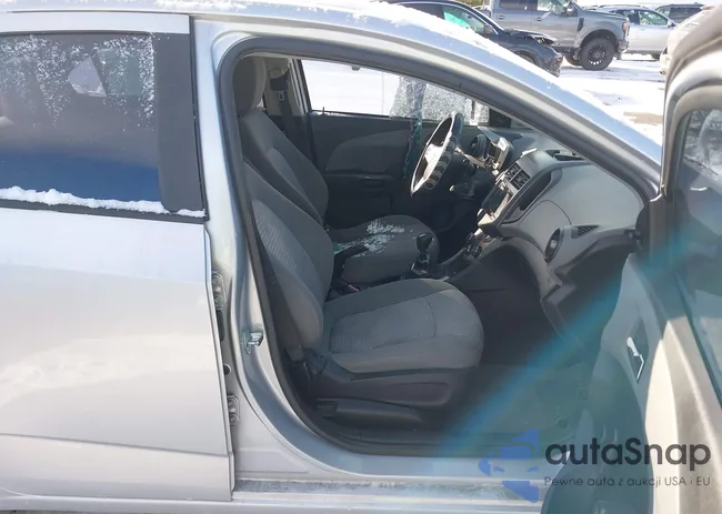 1G1JB5SH8C4122691: 44350180