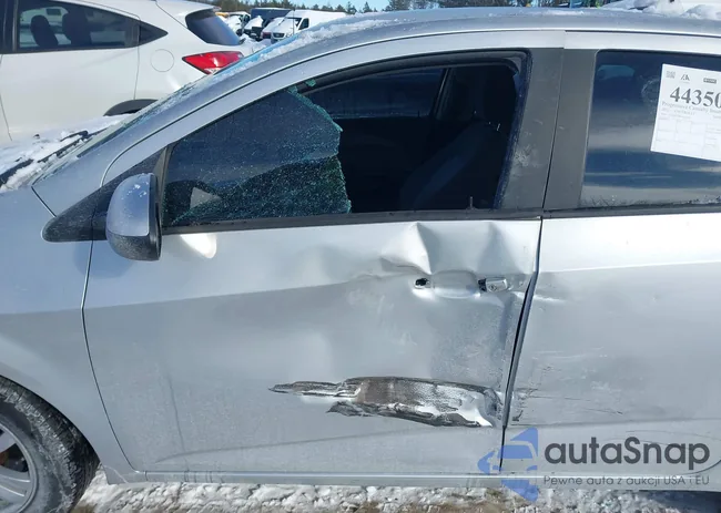 1G1JB5SH8C4122691: 44350180