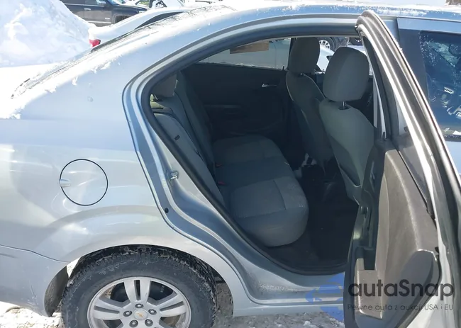 1G1JB5SH8C4122691: 44350180