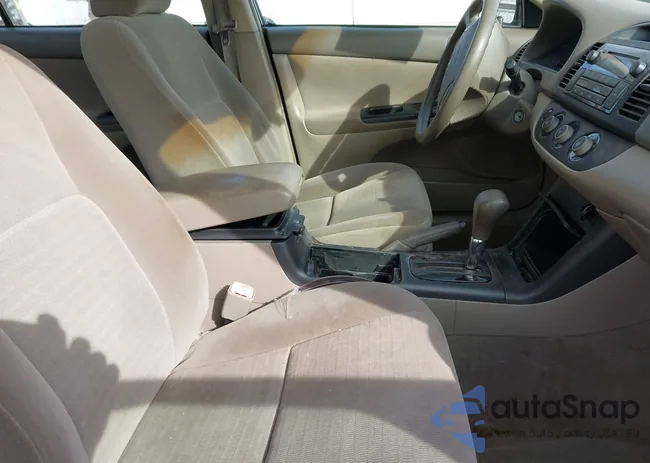 4T1BE32K25U618104: 44350189