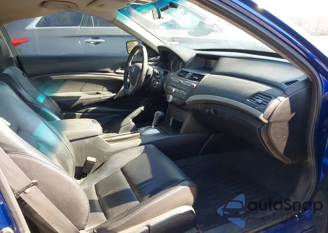 1HGCS2B89BA006013: 44350538