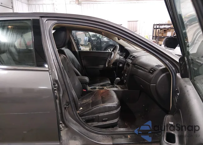 3FAHP0JG4AR349258: 44349742