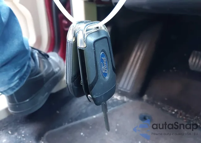 3FA6P0LU3FR167326: 44349882