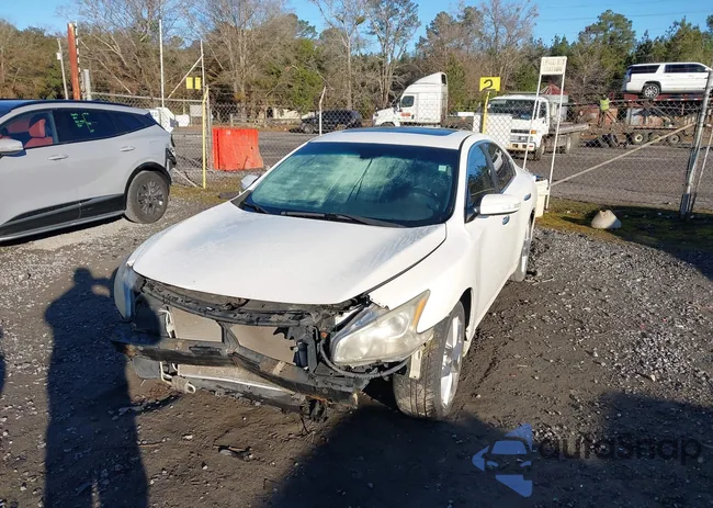 1N4AA5AP7AC830748: 44349915