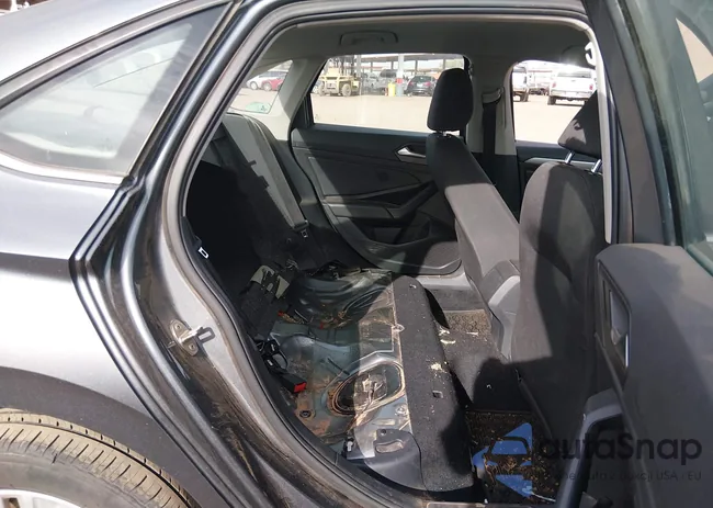 3VWC57BU6KM250721: 44350959