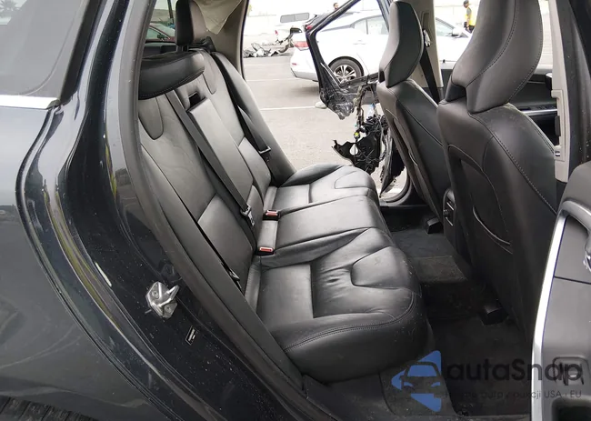 YV449MDM1G2867852: 44351040