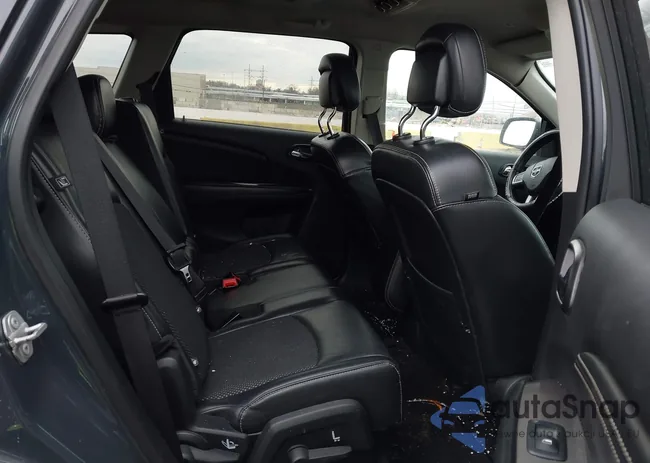 3C4PDDGG3JT523093: 44351068