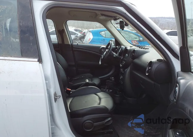 WMWZC5C57GWU00208: 44351157