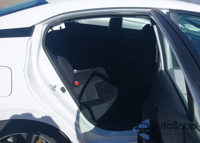 3N1AB8CVXRY333610: 44351176