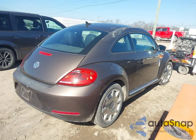 3VWJP7ATXCM642337: 44351228