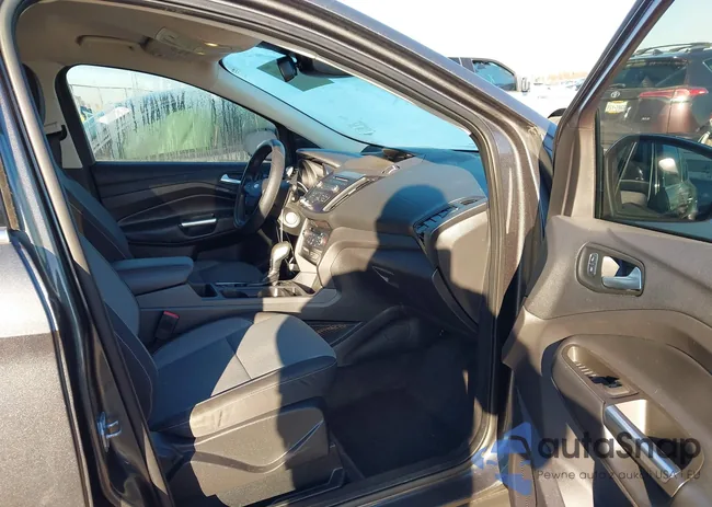 1FMCU0GD0JUA75412: 44351408