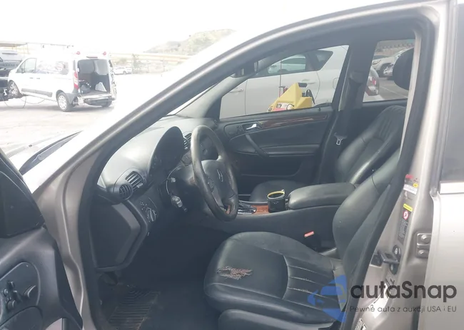 WDBRF92H37F881988: 44351421