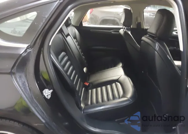 3FA6P0MU5LR163384: 44351488