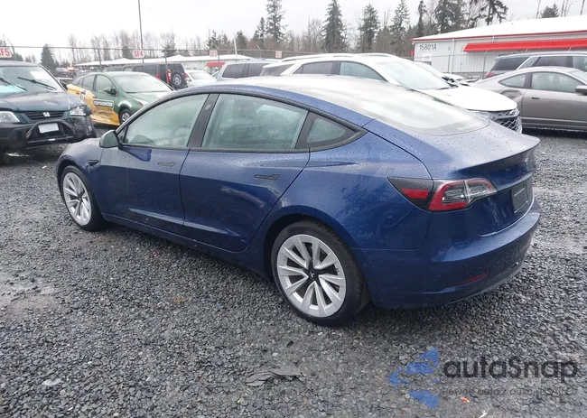 5YJ3E1EA4MF057752: 44351544