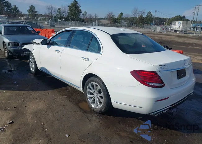 WDDZF4KB5HA132808: 44351949