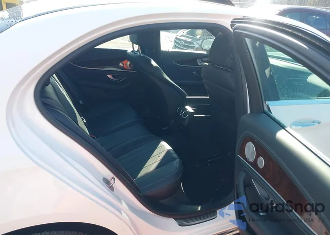 WDDZF4KB5HA132808: 44351949