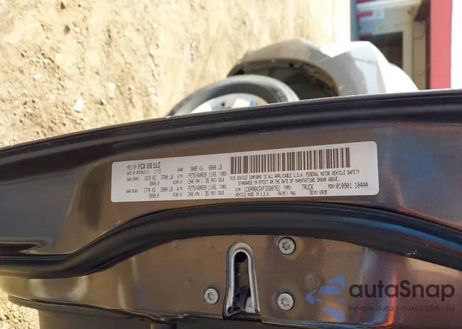 1C6RR6KGXFS580761: 44352072